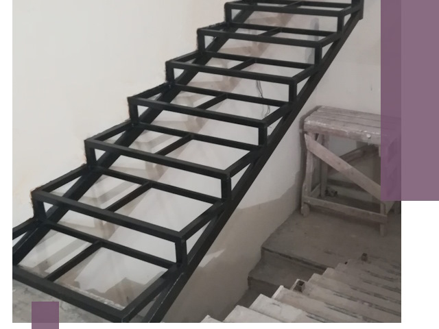 Демонтаж лестниц на металлокаркасе в Черногорске: быстрый вывоз и разбор