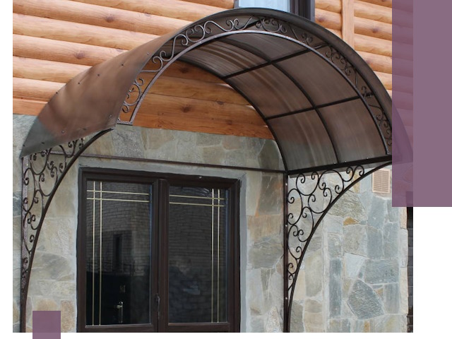 Арочные козырьки под ключ в Черногорске: изготовление и монтаж