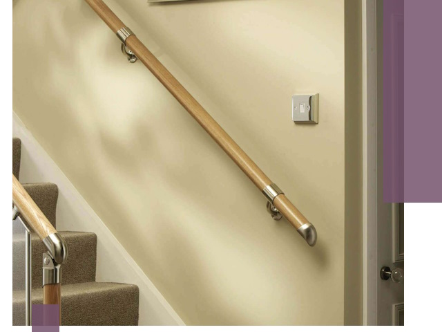 Монтаж пристенных поручней профессионально в Черногорске