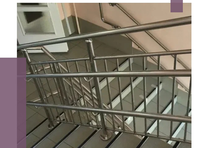 Демонтаж поручней из нержавейки в Черногорске от 3572 руб.